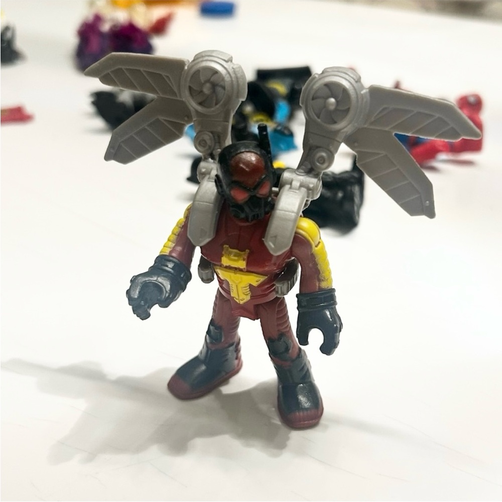 Imaginext DC Super Friends Firefly action figure